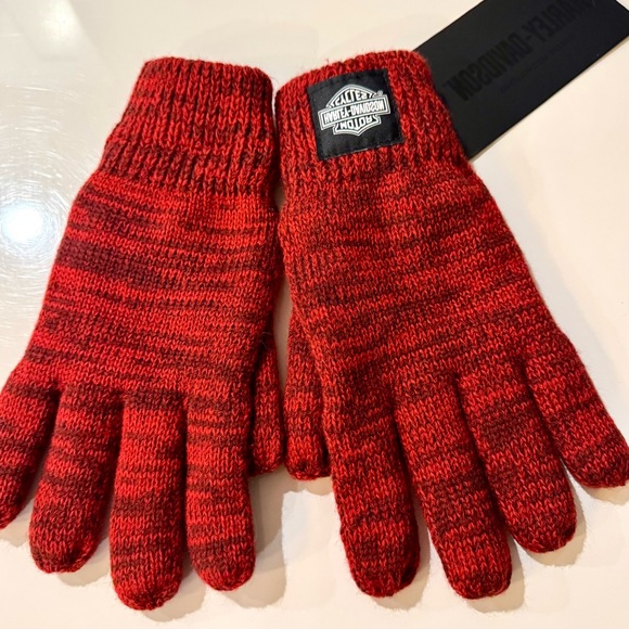 Harley-Davidson Accessories - Harley Davidsons Women’s Red Wool Gloves